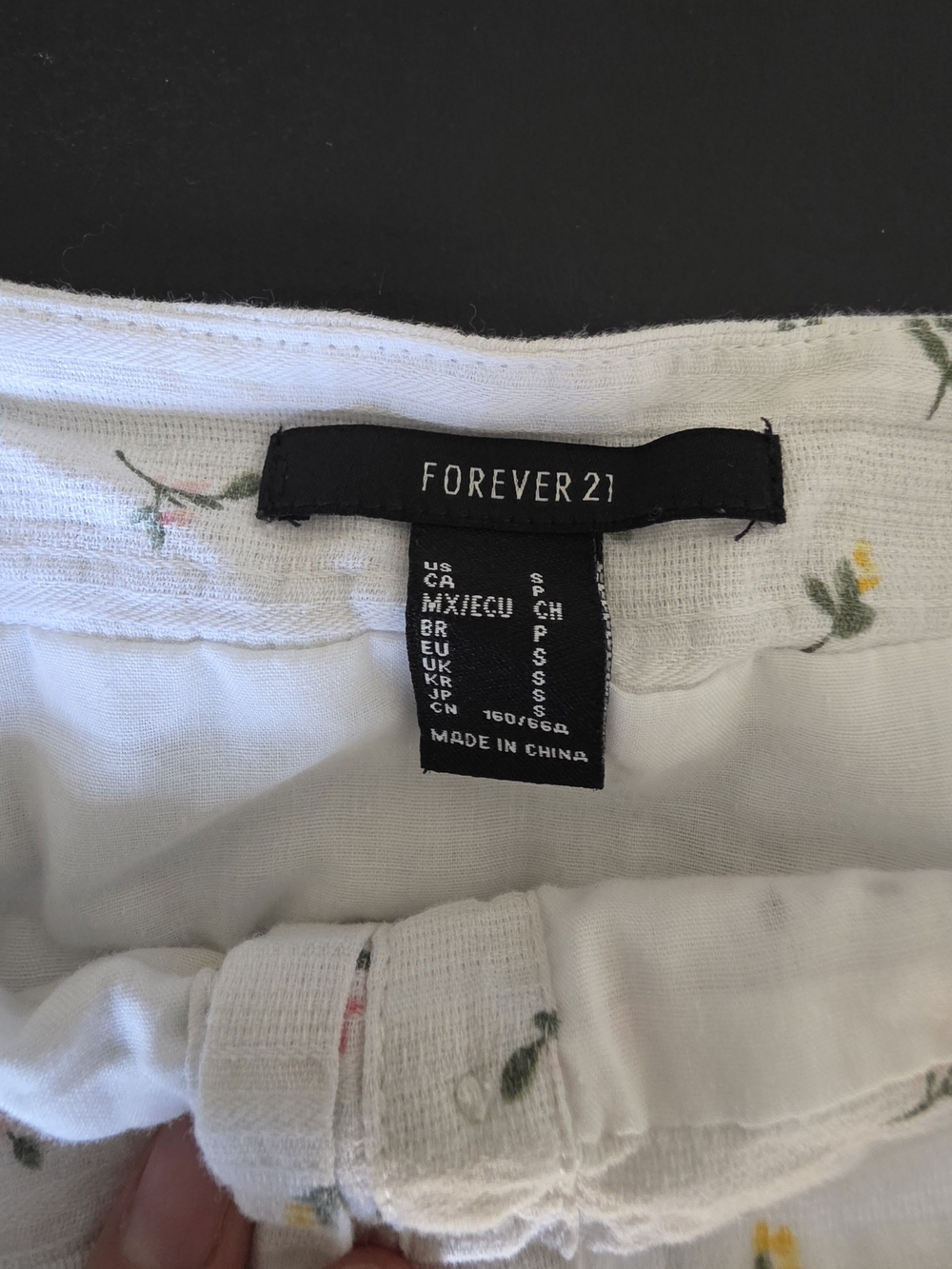 White Ditsy Floral Linen Button Front Mini Skirt Cottagecore Coquette Soft Girl - Picture 3 of 6
